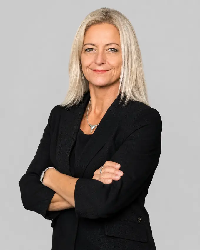 Dr. Besenyei Mónika PhD